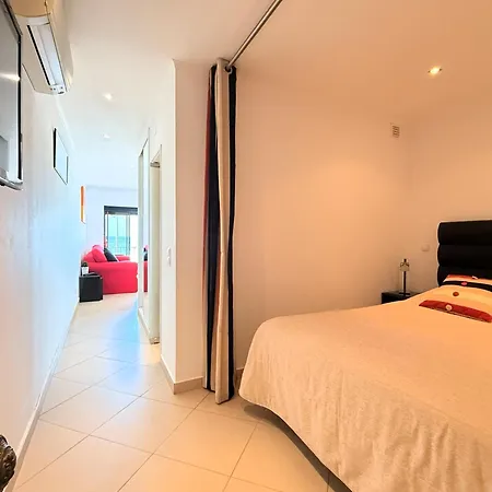 View * Σεσίμπρα